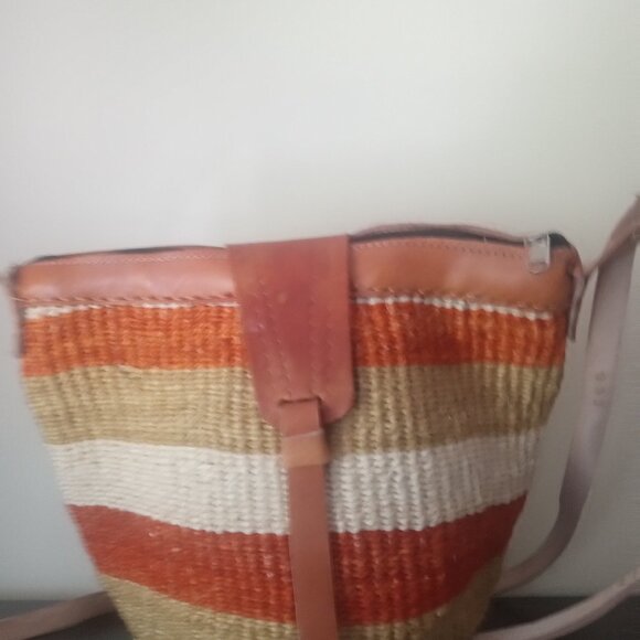 Small/medium sisal Kiondo Kikuyu Kenya and - Picture 2 of 6